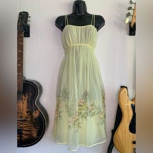Vintage Rogers Nighty - Gorgeous Condition